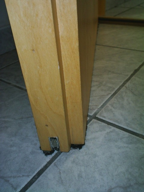Porta de madeira maciça para sala